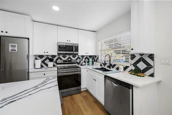 $2,550 | 1433 South Belcher Road, Unit F9, Clearwater, FL 33764