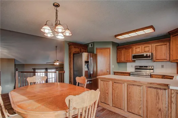 $215,000 | 202 North Texas Street, Archie, MO 64725
