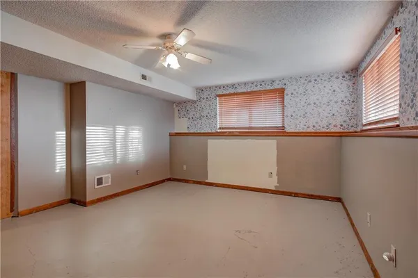 $215,000 | 202 North Texas Street, Archie, MO 64725