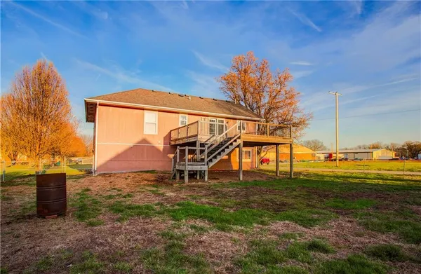 $215,000 | 202 North Texas Street, Archie, MO 64725