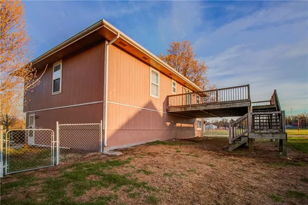 $215,000 | 202 North Texas Street, Archie, MO 64725