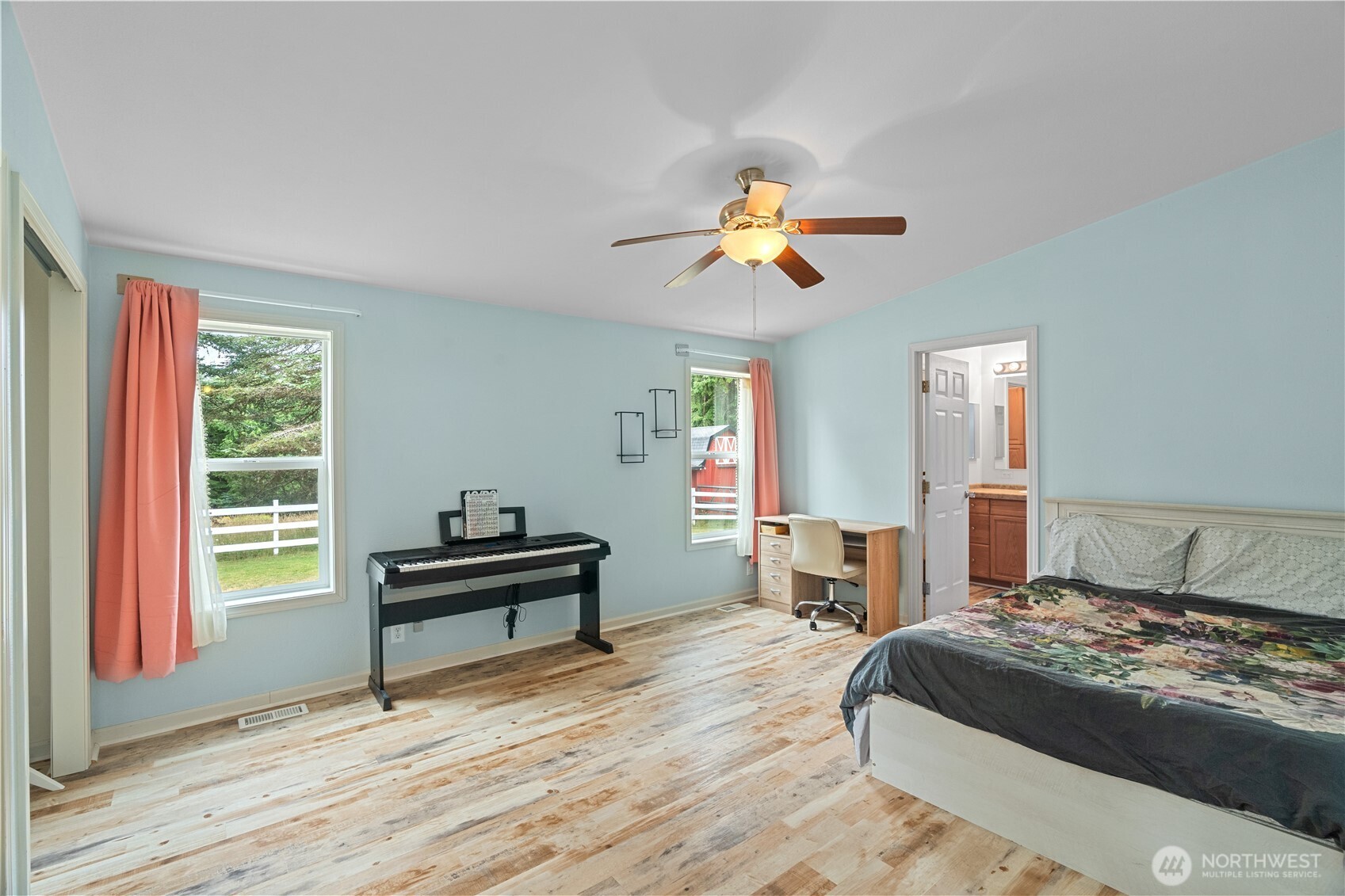 2900 Mallis Landing Road Raymond, WA 98577 - Photo 6 of 39 Gallery Image 6