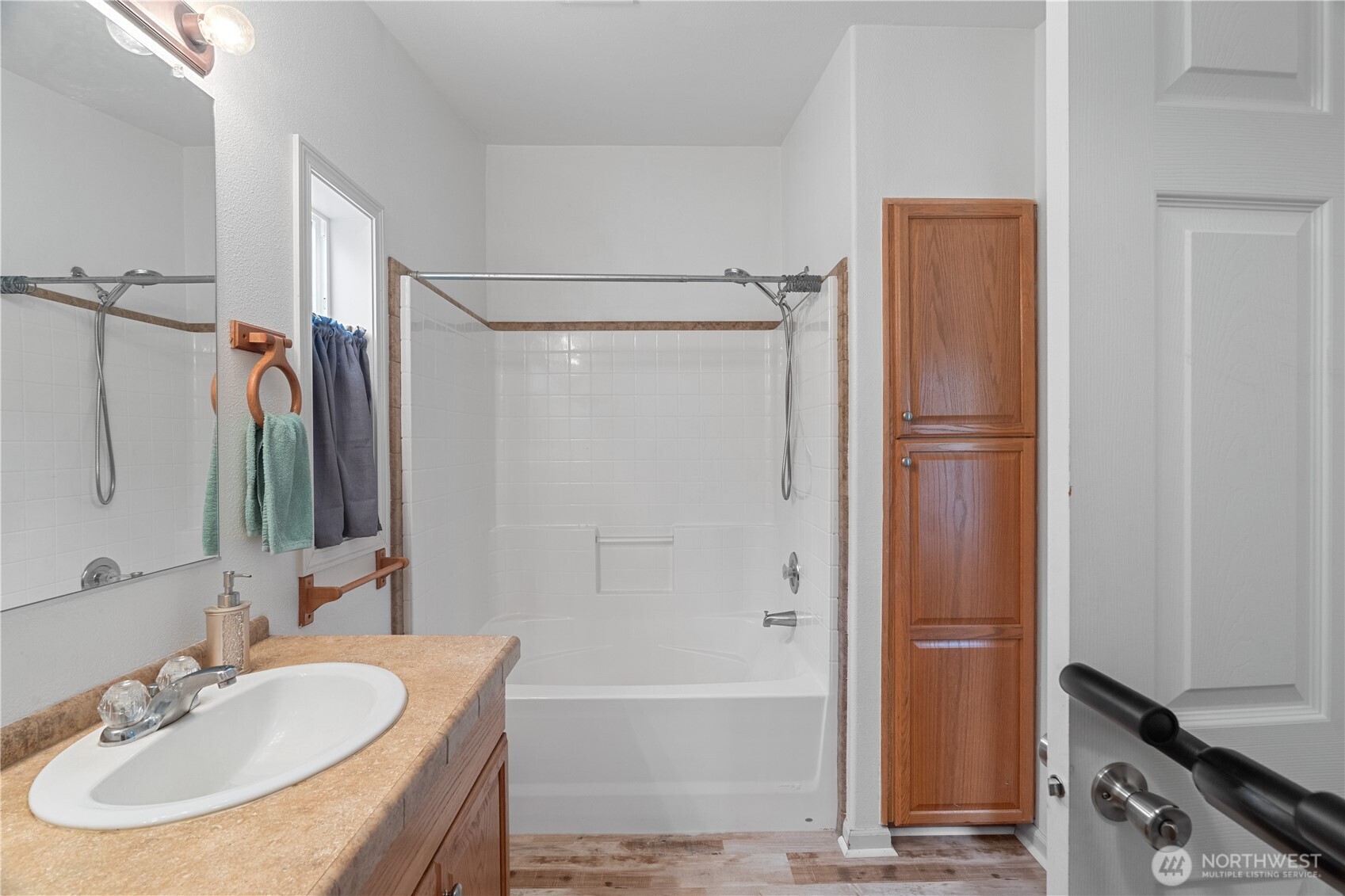 2900 Mallis Landing Road Raymond, WA 98577 - Photo 8 of 39 Gallery Image 8