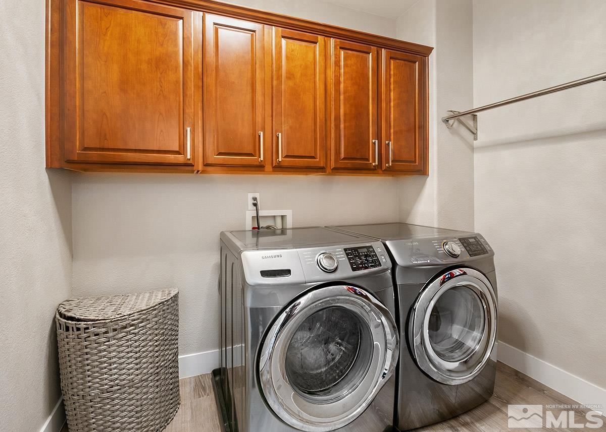 2552 Country Falls Lane Reno, NV 89521 - Photo 25 of 40 a utility room with dryer and washer