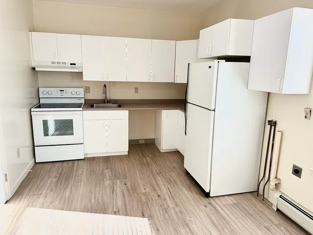 $1,625 | 96 Palm Street, Nashua, NH 03060