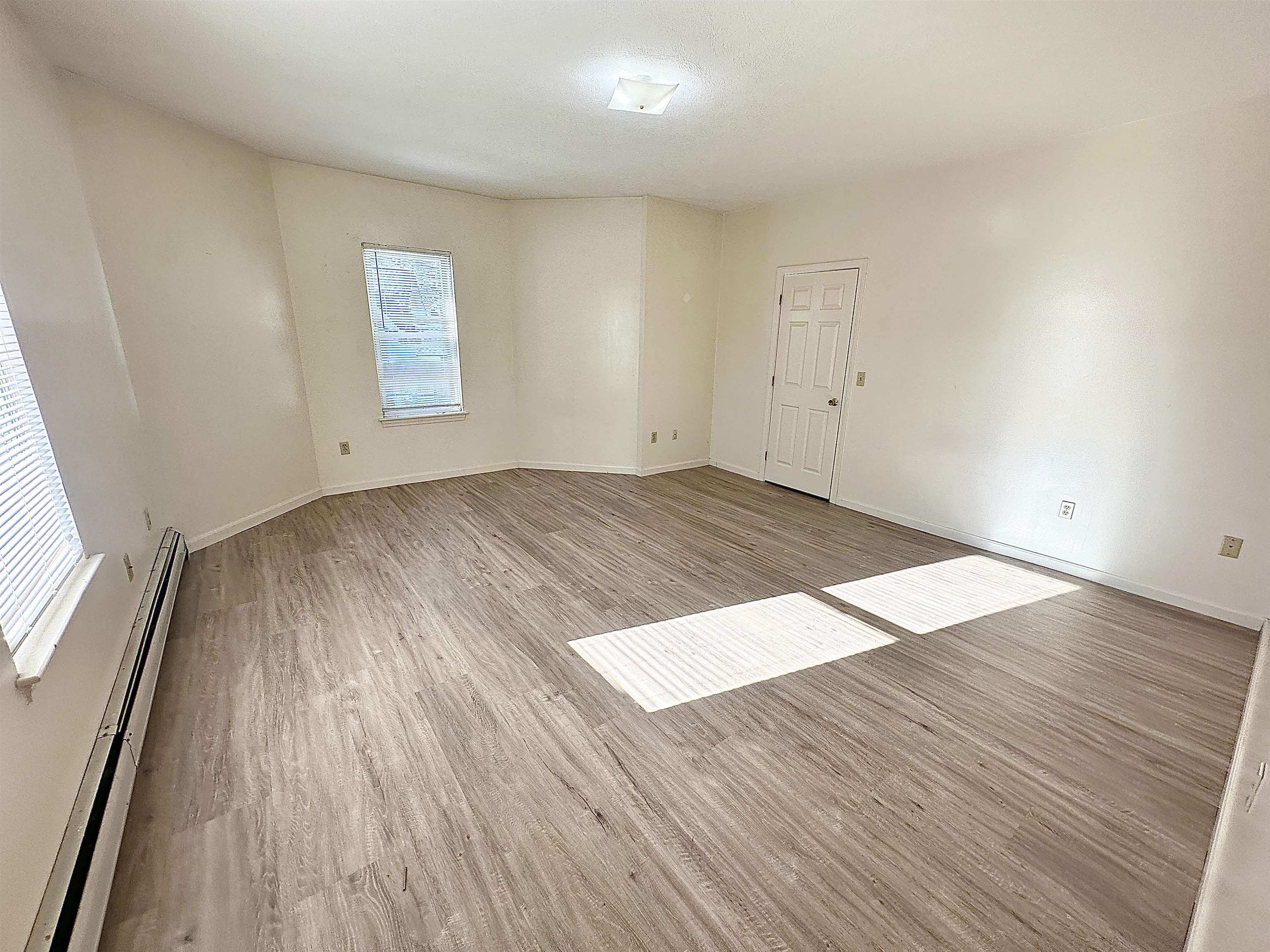 96 Palm Street Nashua, NH 03060 - Photo 7 of 12