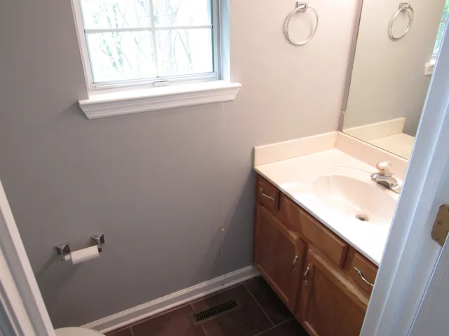 $1,995 | 1748 Aaronwood Drive, Old Hickory, TN 37138