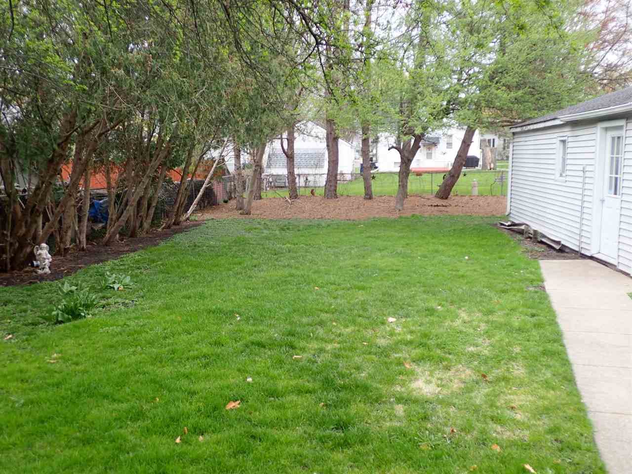 2143 3rd Street Bay City, MI 48708 - Photo 28 of 32