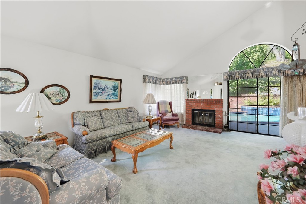 25019 Coriander Court Stevenson Ranch, CA 91381 - Photo 5 of 36