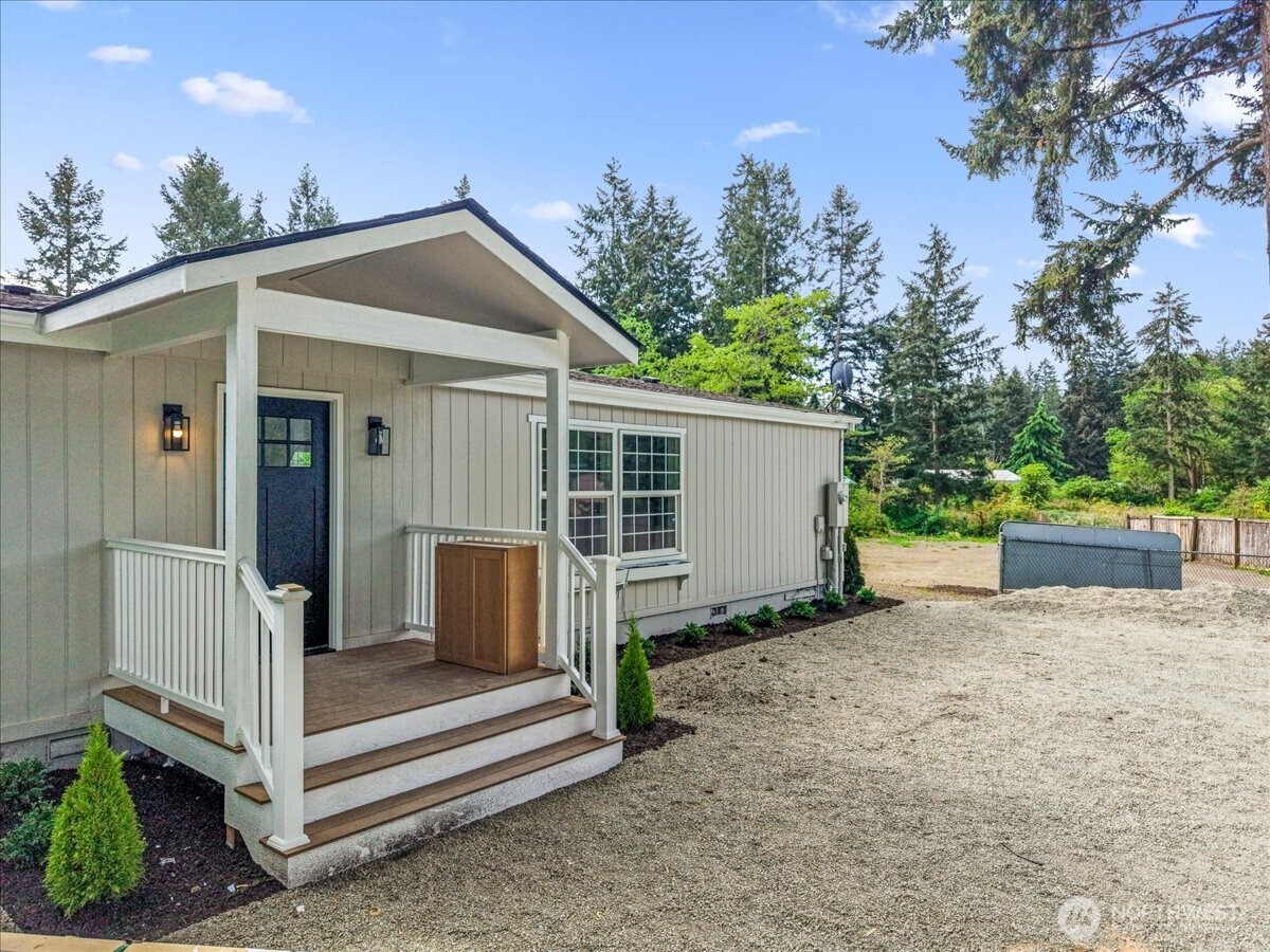 3116 252nd Street East Spanaway, WA 98387 - Photo 3 of 35