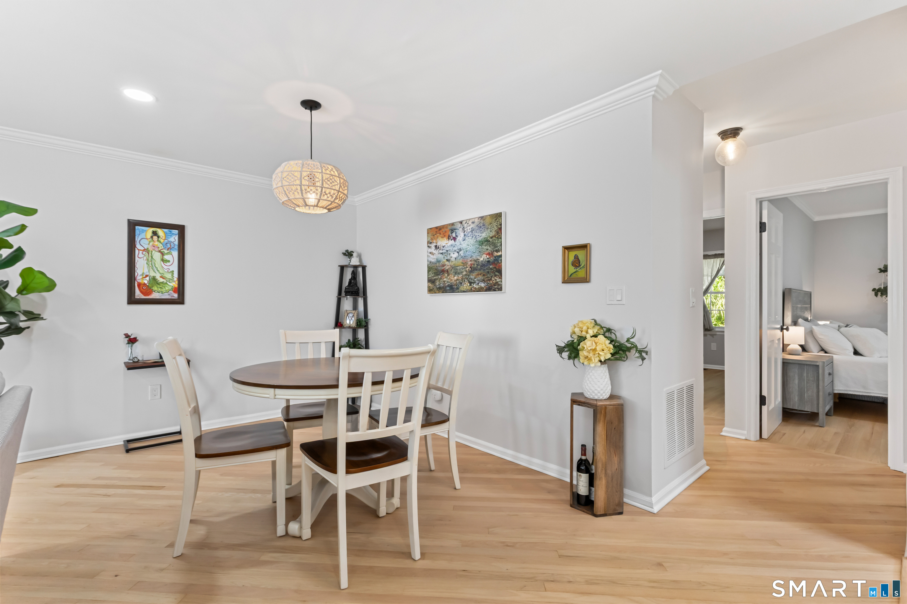 98 Valley Road, Unit 15 Greenwich, CT 06807 - Photo 5 of 23 Gallery Image 5