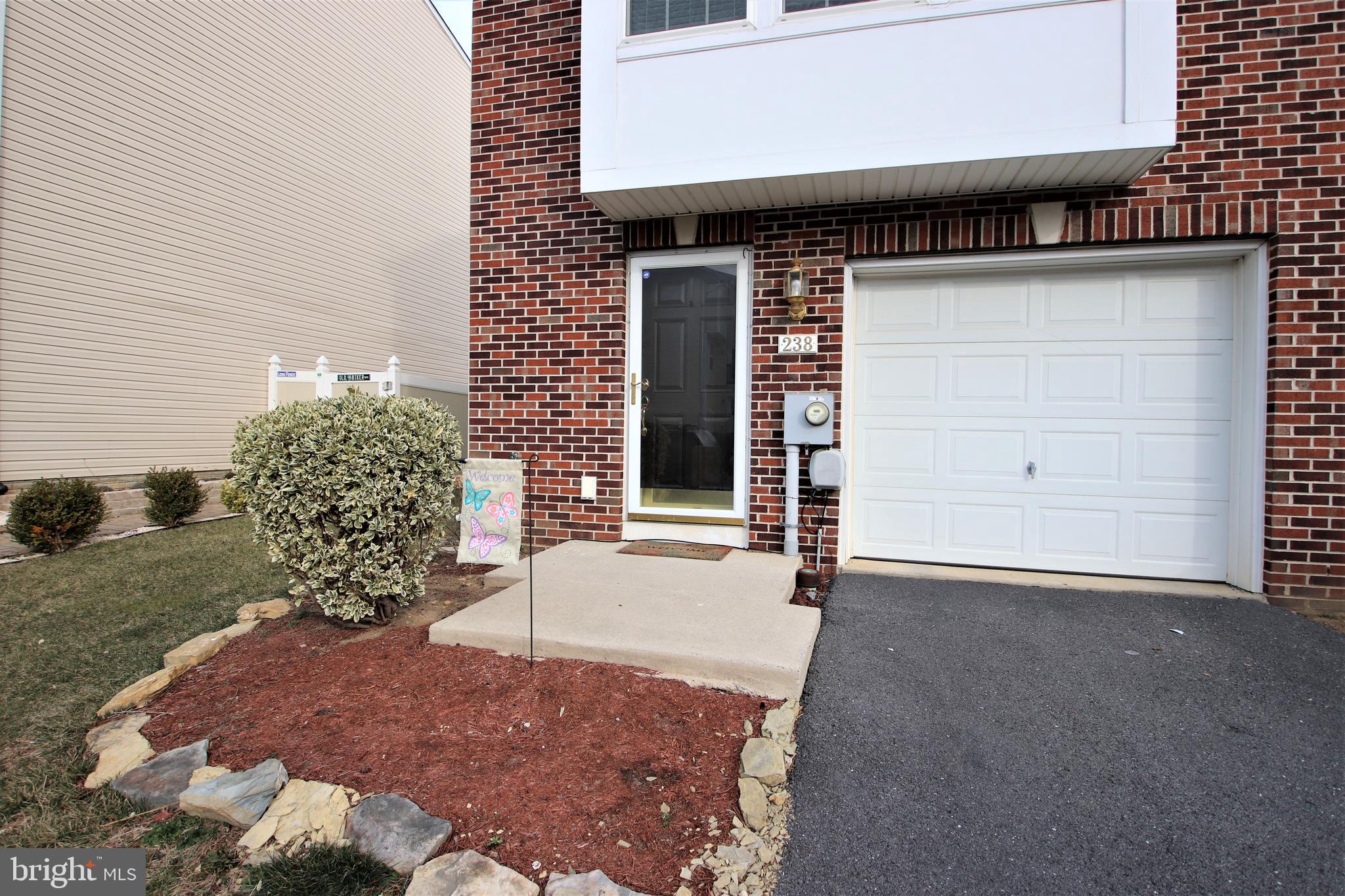 238 Rumbling Rock Road Hedgesville, WV 25427 - Photo 2 of 27 Gallery Image 2