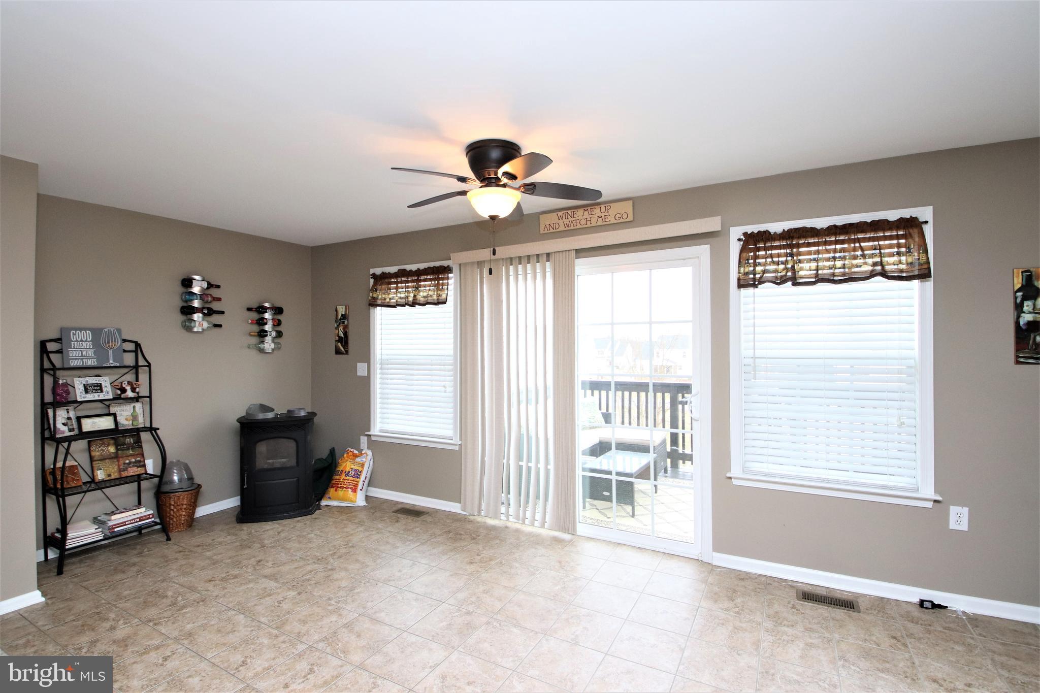 238 Rumbling Rock Road Hedgesville, WV 25427 - Photo 9 of 27 Gallery Image 9