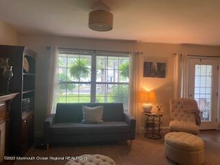 1510 Dorsett Dock Road Point Pleasant, NJ 08742 - Photo 5 of 64 Living room