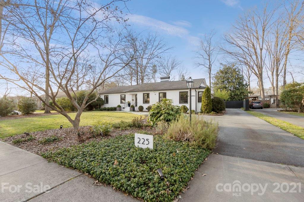 225 Chiswick Road Charlotte, NC 28211 - Photo 1 of 45 Gallery Image 1