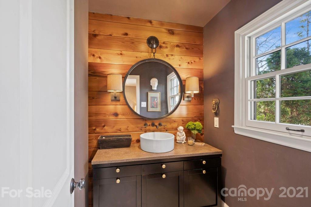 225 Chiswick Road Charlotte, NC 28211 - Photo 24 of 45 Gallery Image 24