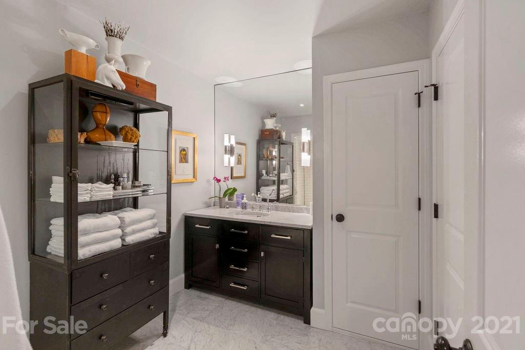 225 Chiswick Road Charlotte, NC 28211 - Photo 28 of 45 Gallery Image 28