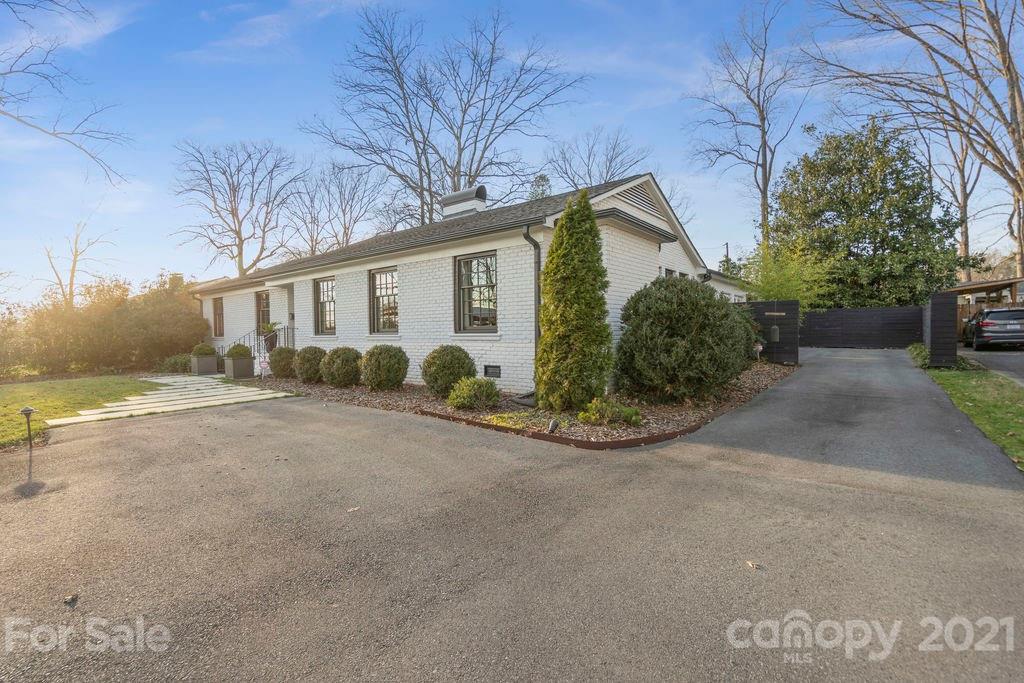225 Chiswick Road Charlotte, NC 28211 - Photo 37 of 45 Gallery Image 37