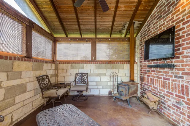 $888,000 | 7913 North Farm To Market Road 1264, Lubbock, TX 79415