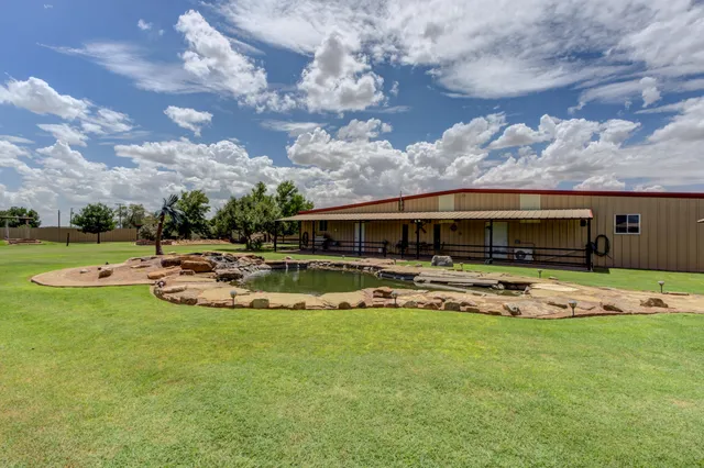 $888,000 | 7913 North Farm To Market Road 1264, Lubbock, TX 79415