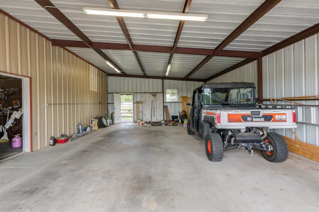 $888,000 | 7913 North Farm To Market Road 1264, Lubbock, TX 79415