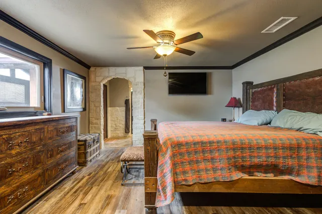 $888,000 | 7913 North Farm To Market Road 1264, Lubbock, TX 79415