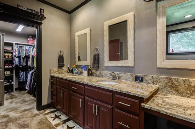 $888,000 | 7913 North Farm To Market Road 1264, Lubbock, TX 79415