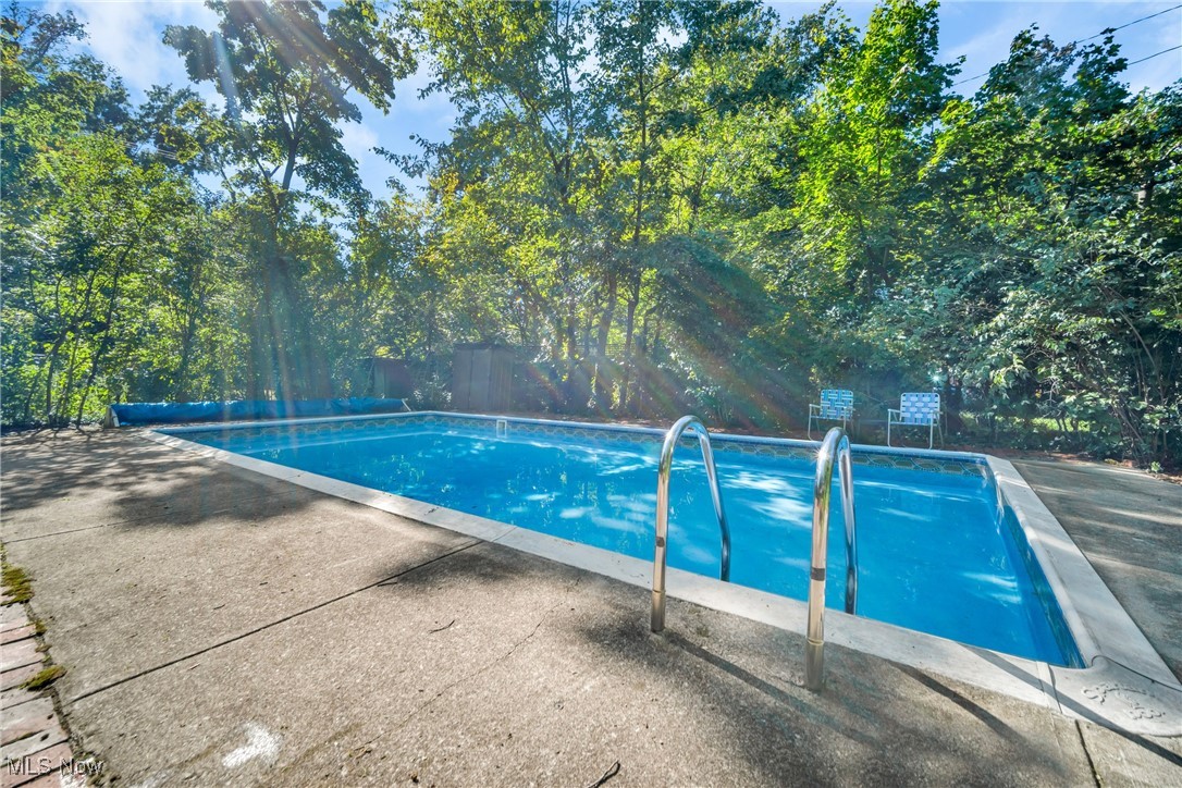 2565 Norfolk Road Cleveland, OH 44106 - Photo 3 of 50 Gallery Image 3
