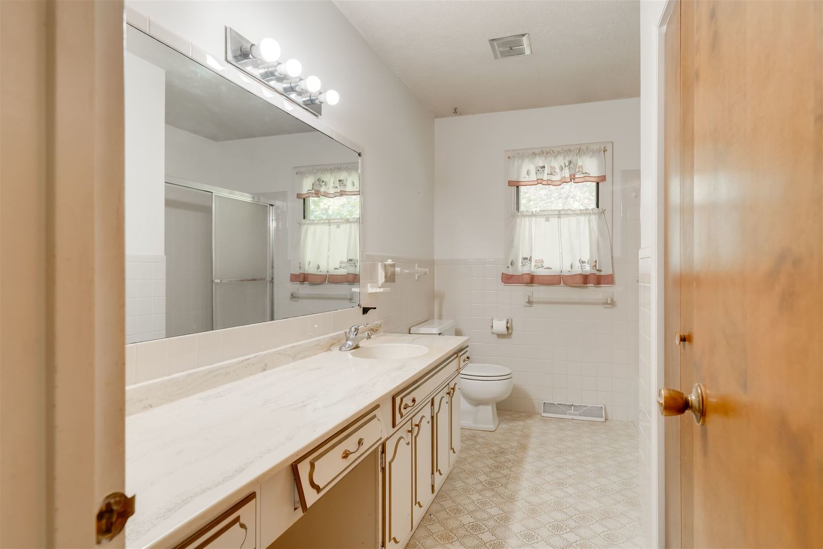 109 Riss Drive Normal, IL 61761 - Photo 16 of 27 Gallery Image 16