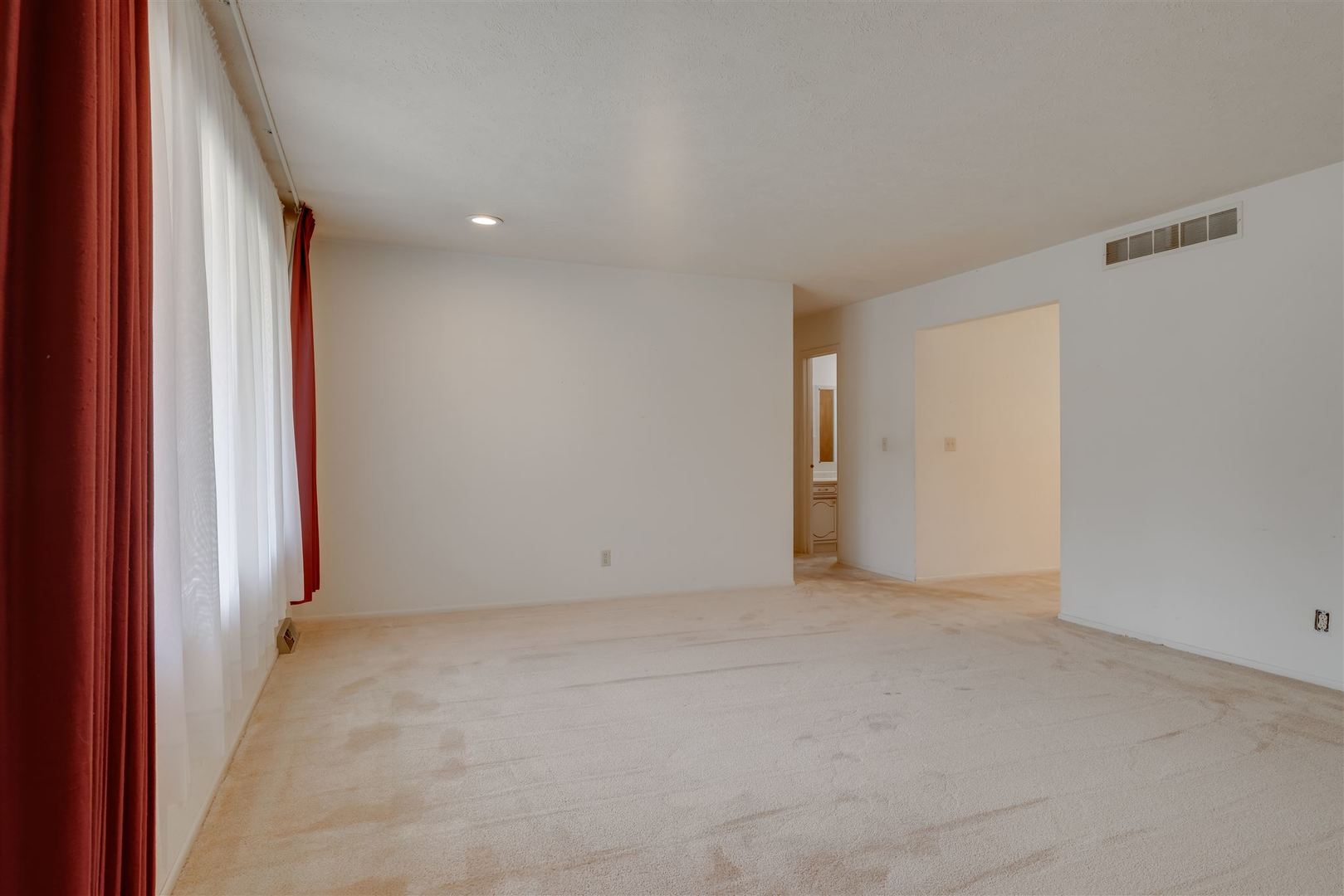 109 Riss Drive Normal, IL 61761 - Photo 2 of 27 Gallery Image 2