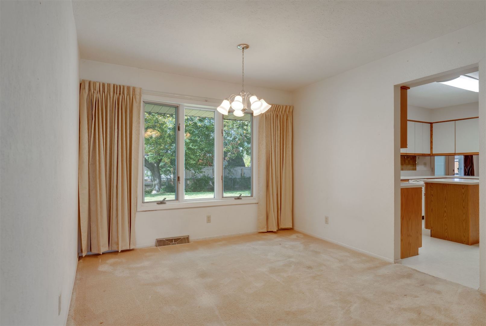 109 Riss Drive Normal, IL 61761 - Photo 6 of 27 Gallery Image 6