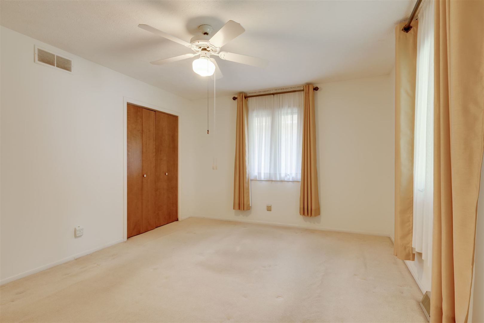 109 Riss Drive Normal, IL 61761 - Photo 9 of 27 Gallery Image 9