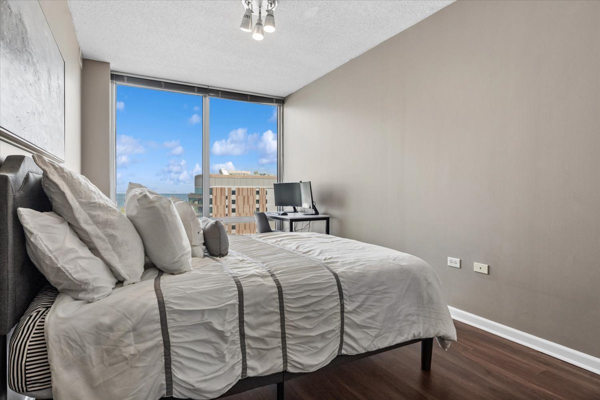 800 Elgin Road, Unit PH19 Evanston, IL 60201 - Photo 15 of 28 Gallery Image 15