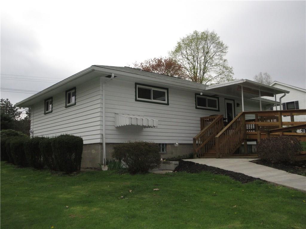 139 North Eberhart Road Butler, PA 16001 - Photo 2 of 15 REAR VIEW