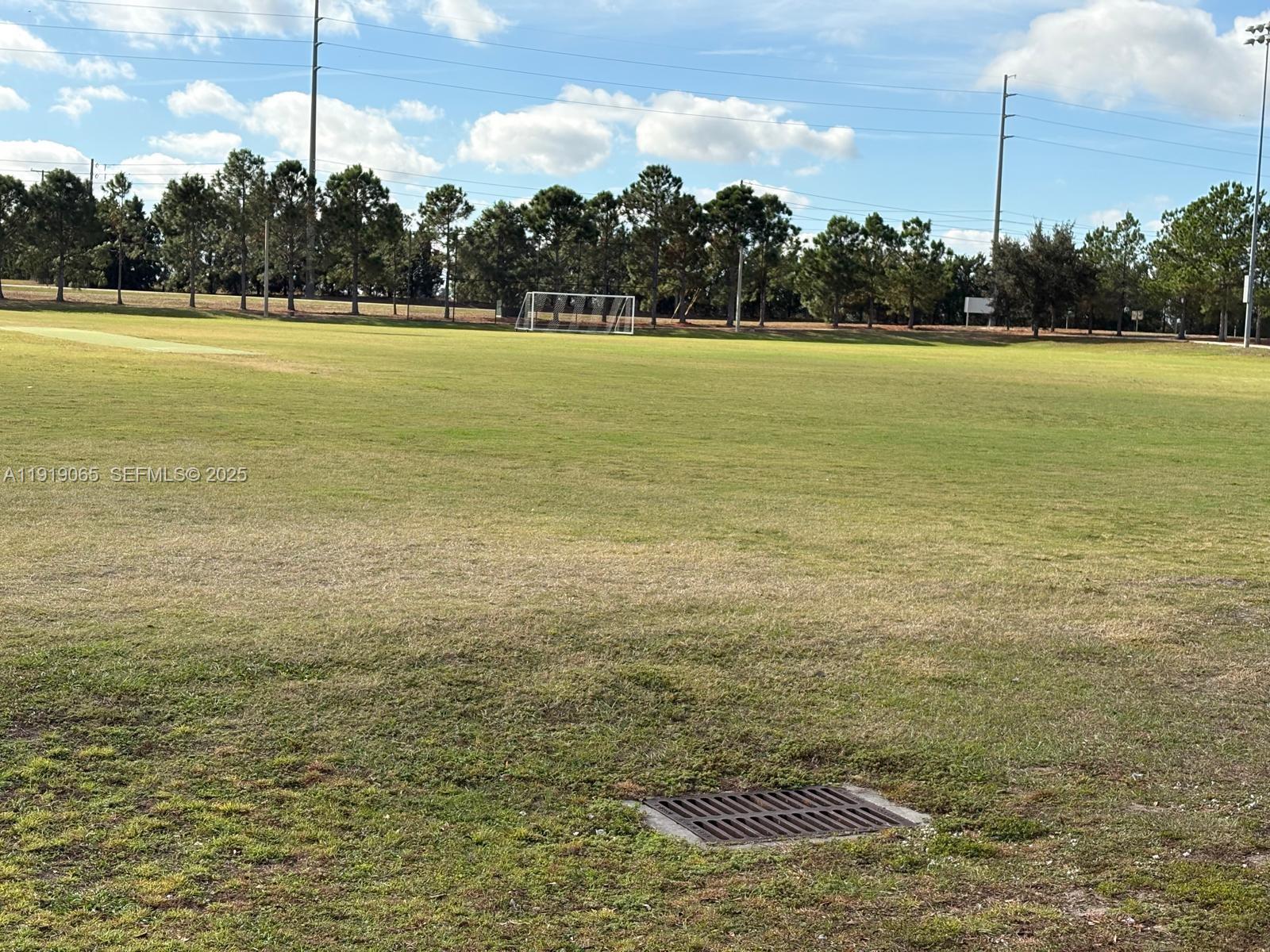 873 Colville Drive, Unit 873 Kissimmee, FL 34759 - Photo 45 of 47 a view of an ocean and beach