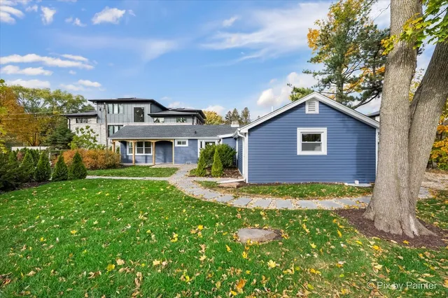 $425,000 | 481 Edward Court, Des Plaines, IL 60016