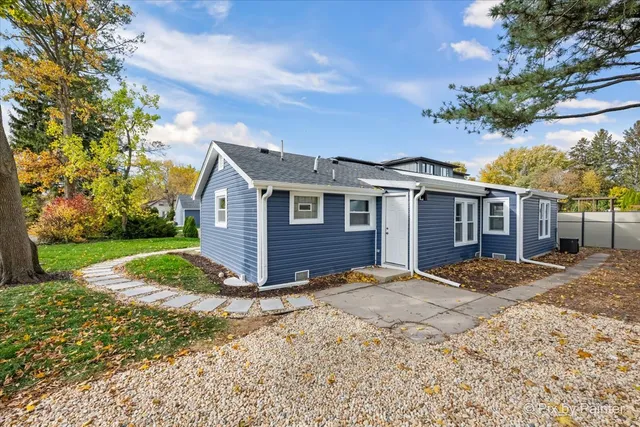 $425,000 | 481 Edward Court, Des Plaines, IL 60016