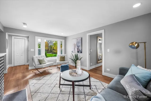 $425,000 | 481 Edward Court, Des Plaines, IL 60016