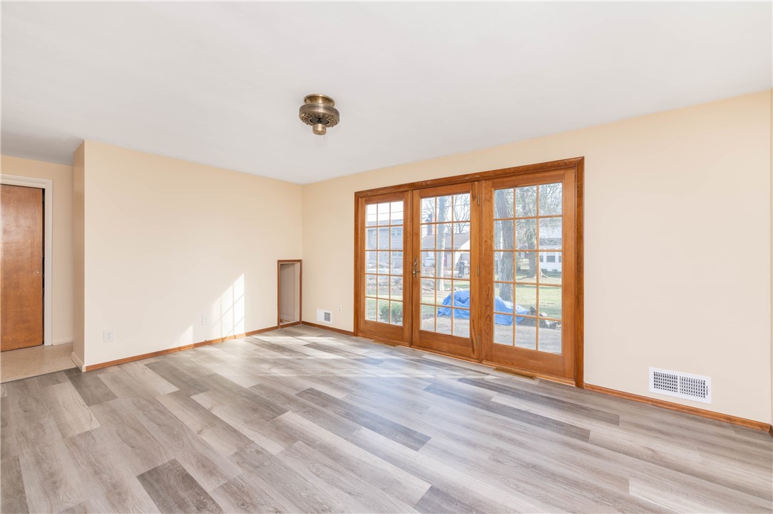 23 North Hollow Road Greece, NY 14626 - Photo 20 of 45