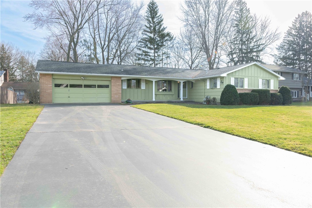 23 North Hollow Road Greece, NY 14626 - Photo 2 of 45