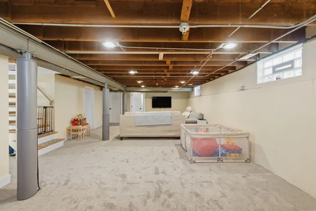 $479,999 | 7448 West Jonquil Terrace, Niles, IL 60714