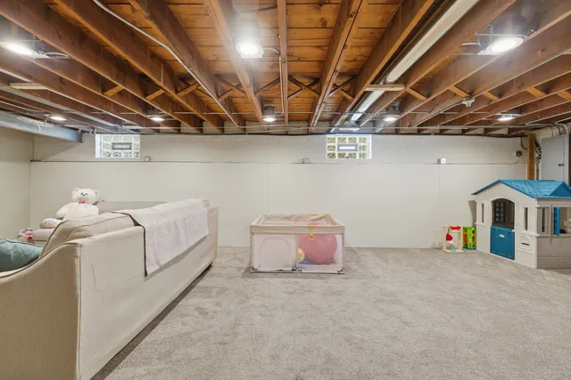 $479,999 | 7448 West Jonquil Terrace, Niles, IL 60714