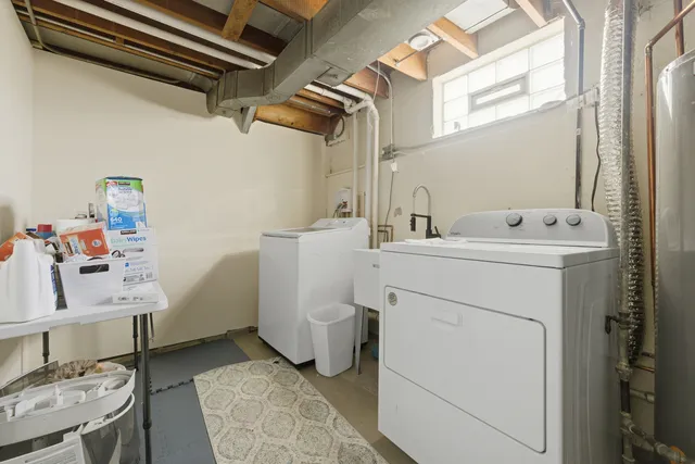 $479,999 | 7448 West Jonquil Terrace, Niles, IL 60714