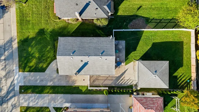 $479,999 | 7448 West Jonquil Terrace, Niles, IL 60714