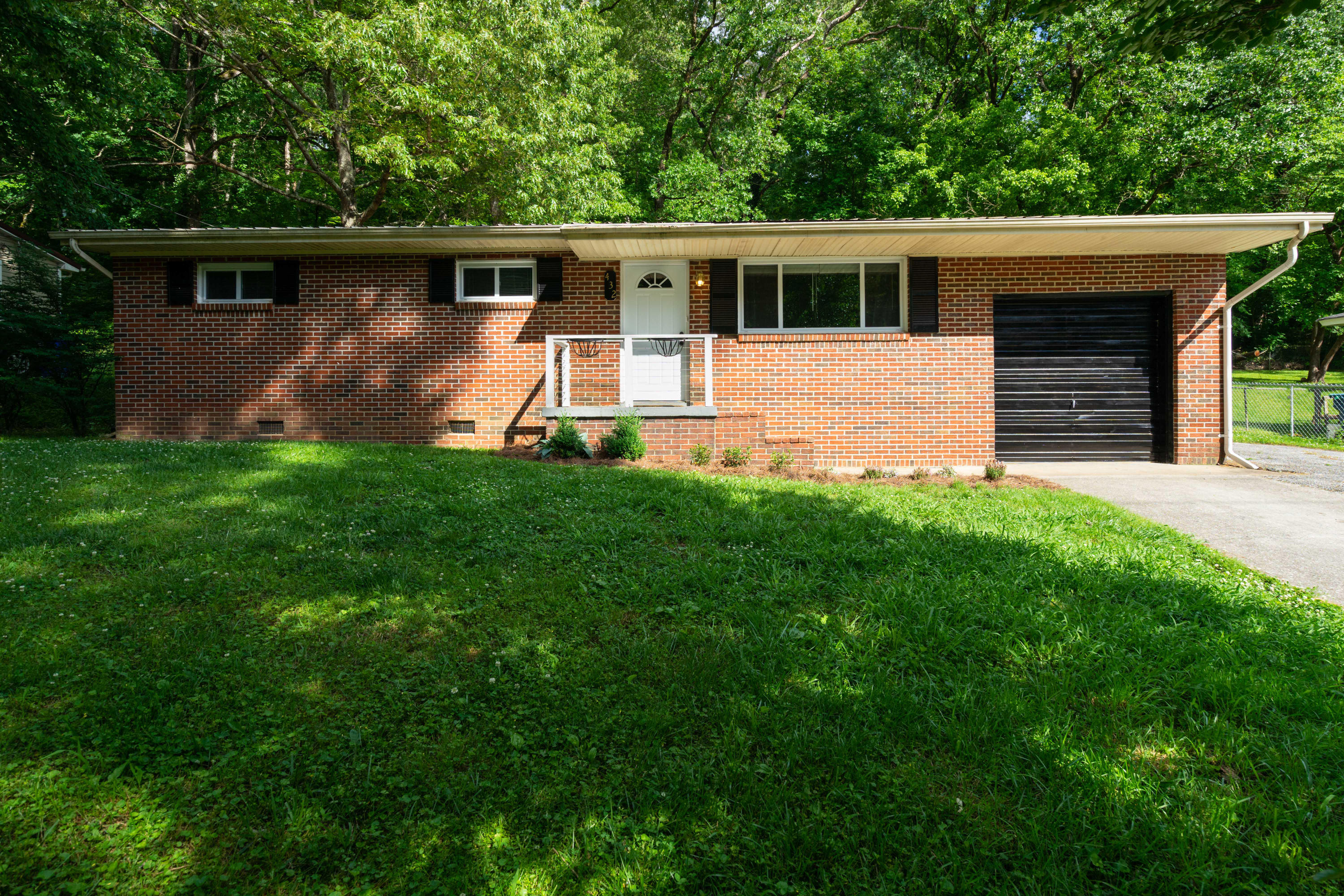 Lullwater 432 (1 of 15)