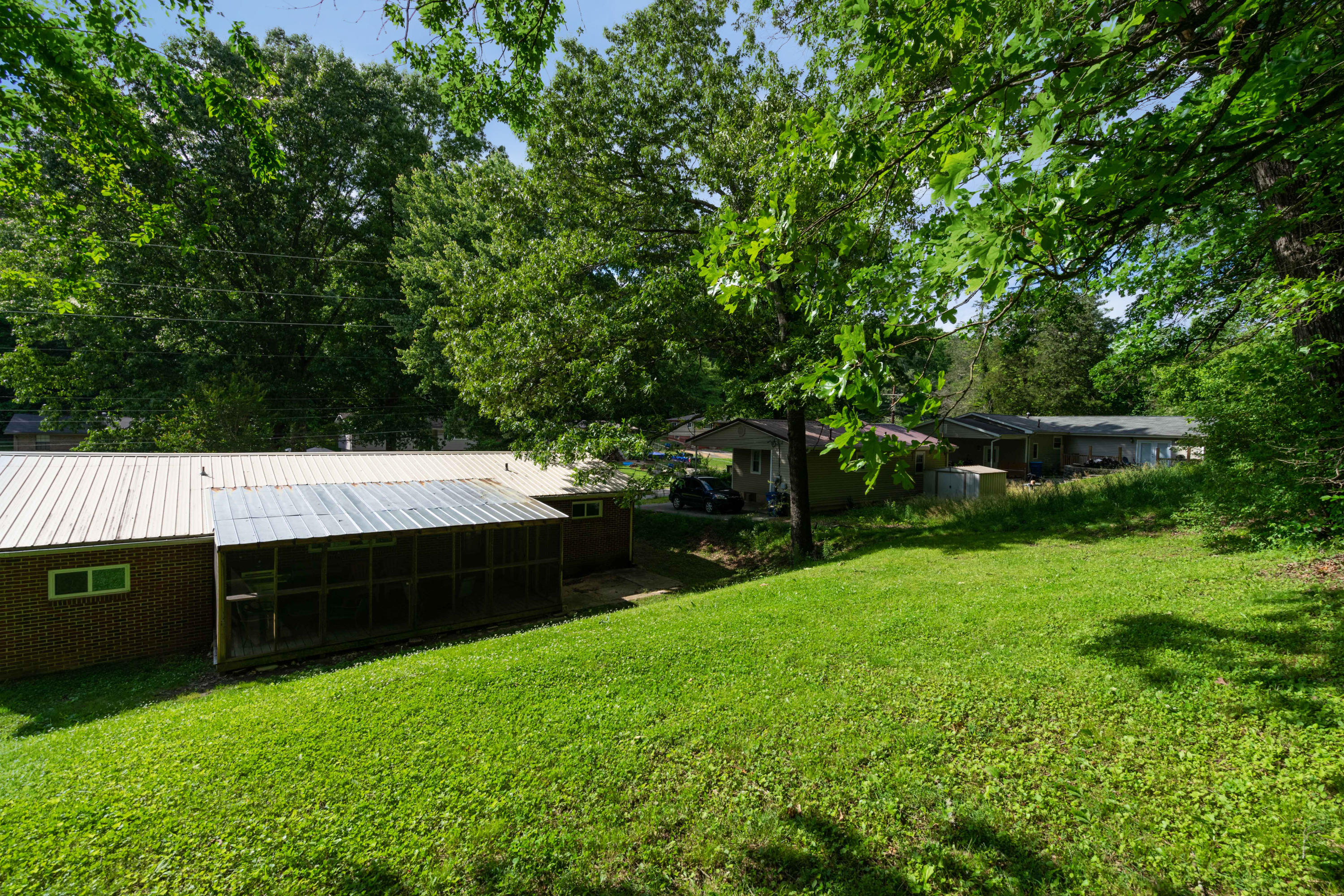 432 Lullwater Road Chattanooga, TN 37405 - Photo 13 of 15 Lullwater 432 (14 of 15)