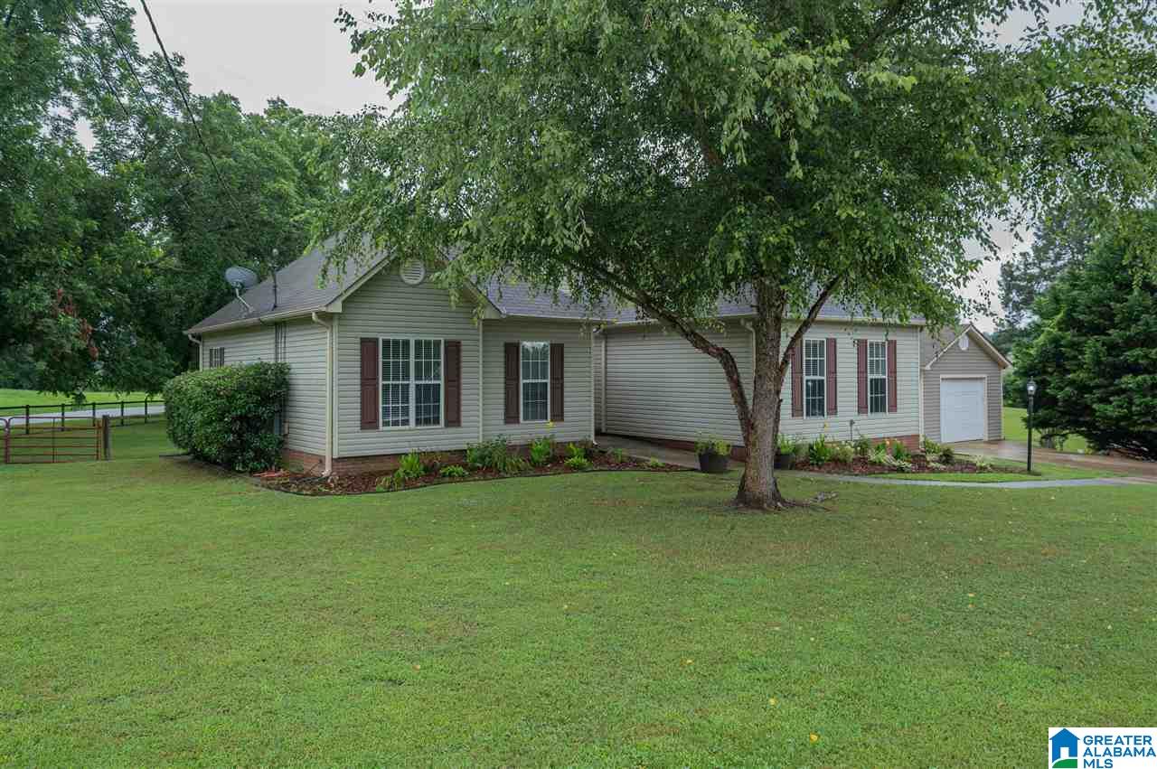 27 Azzilee Circle Locust Fork, AL 35097 - Photo 3 of 39