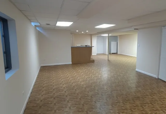 $350,000 | 1179 Edington Court, Carol Stream, IL 60188