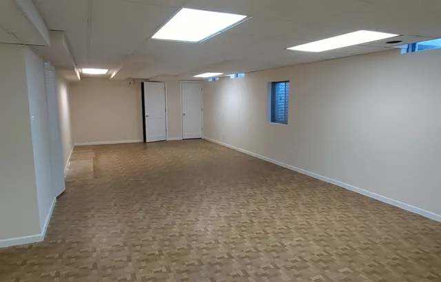 $350,000 | 1179 Edington Court, Carol Stream, IL 60188