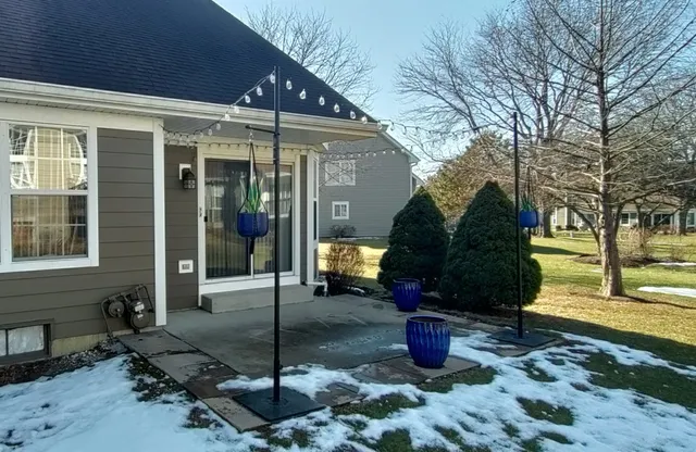 $350,000 | 1179 Edington Court, Carol Stream, IL 60188